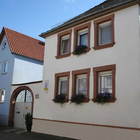 Ferienwohnung Spatzennest In Edesheim Ngoại thất bức ảnh