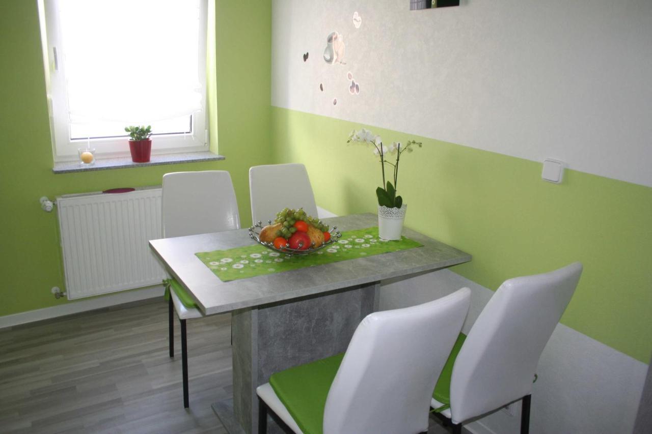 Ferienwohnung Spatzennest In Edesheim Ngoại thất bức ảnh
