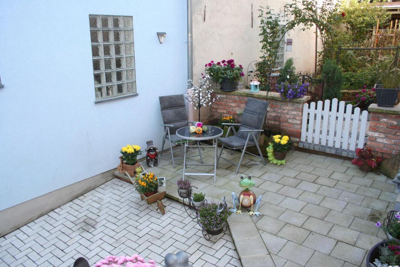 Ferienwohnung Spatzennest In Edesheim Ngoại thất bức ảnh